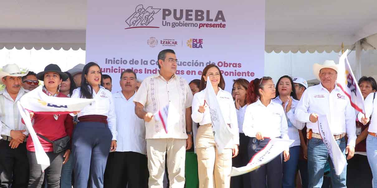 Se anunció la reconstrucción del Eje Poniente en la carretera Amayuca-Izúcar