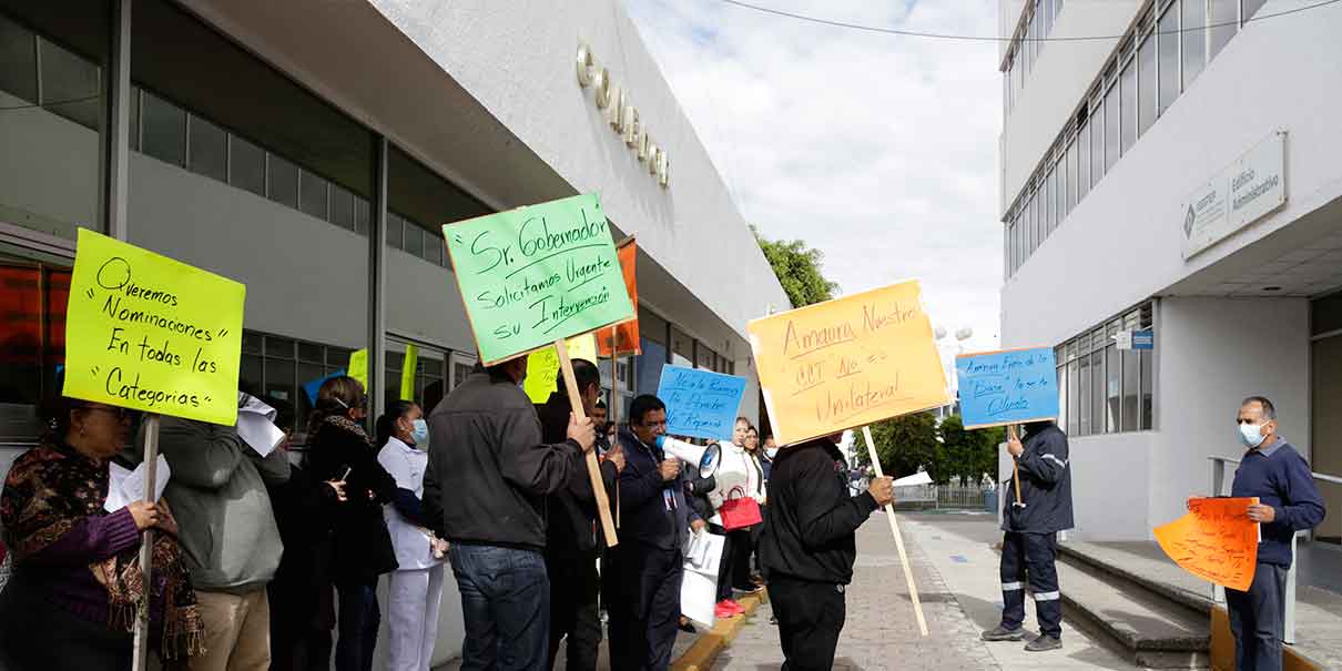 Trabajadores del Issstep realizan paro indefinido, hartos de las pésimas condiciones salariales