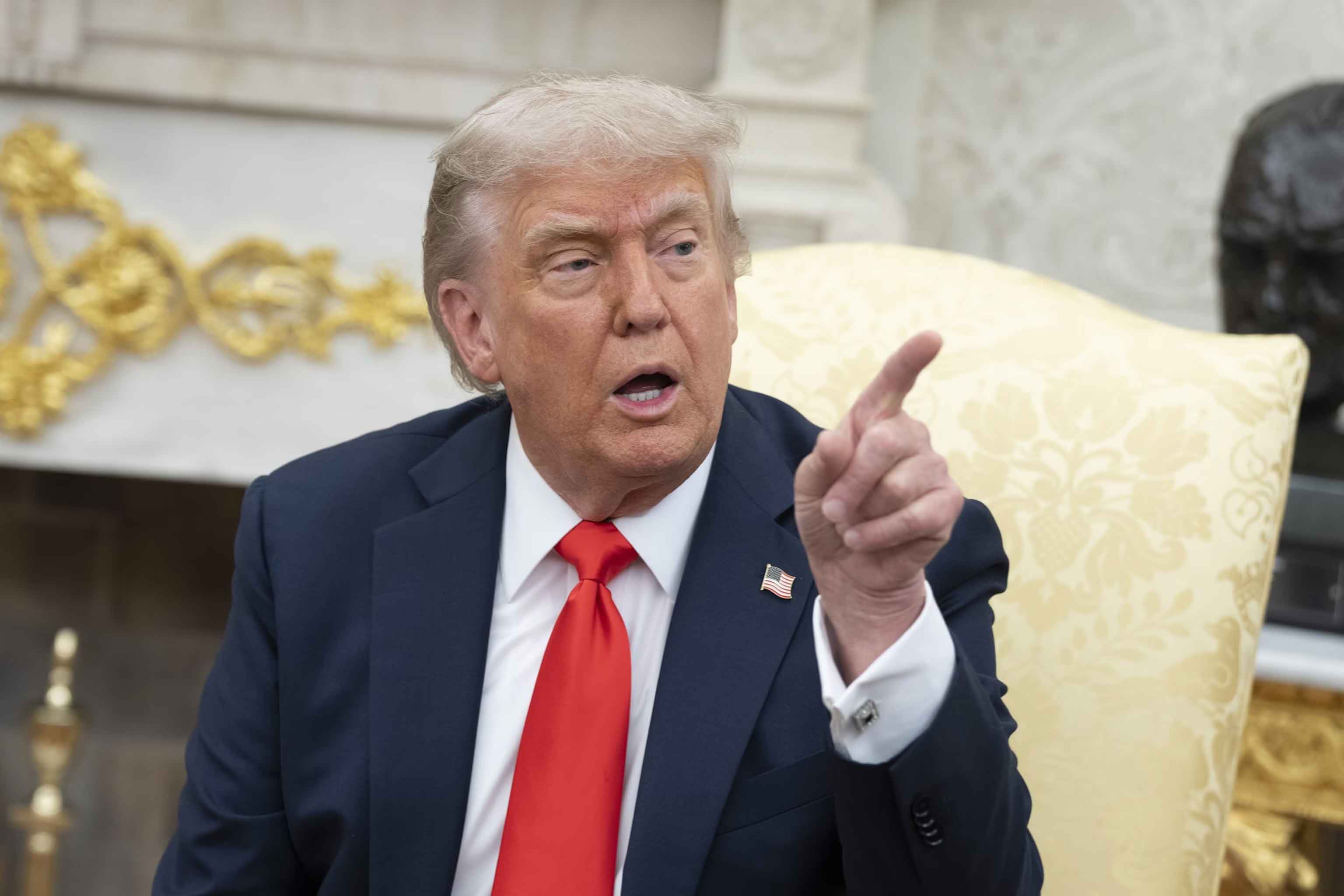Trump lanza nuevos aranceles 50% al cobre y 200% a medicamentos