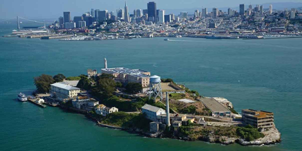 Trump ordena reabrir la prisión de Alcatraz para delincuentes "despiadados"
