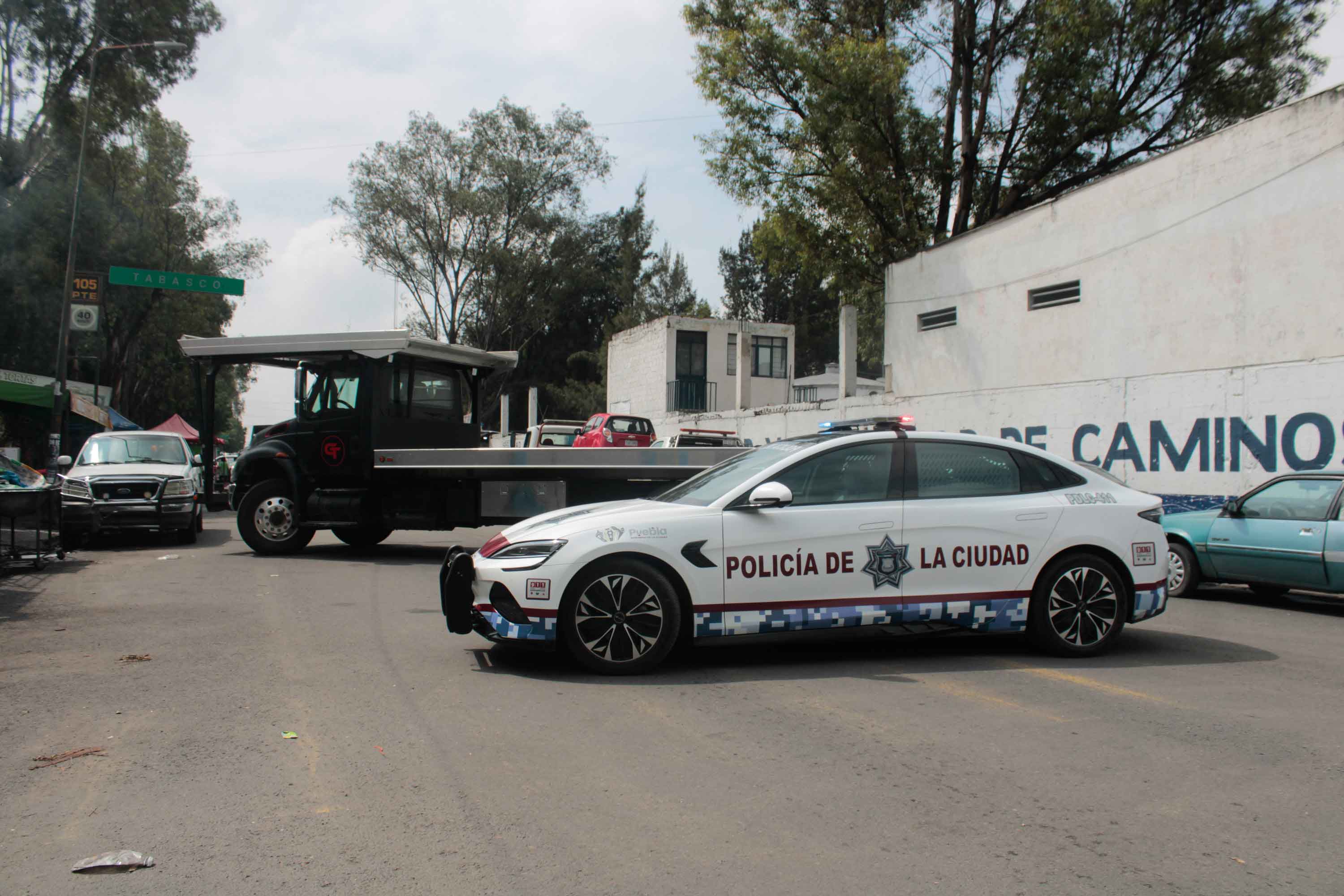 Otro bloqueo más en la capital por alto cobro del servicio de grúa