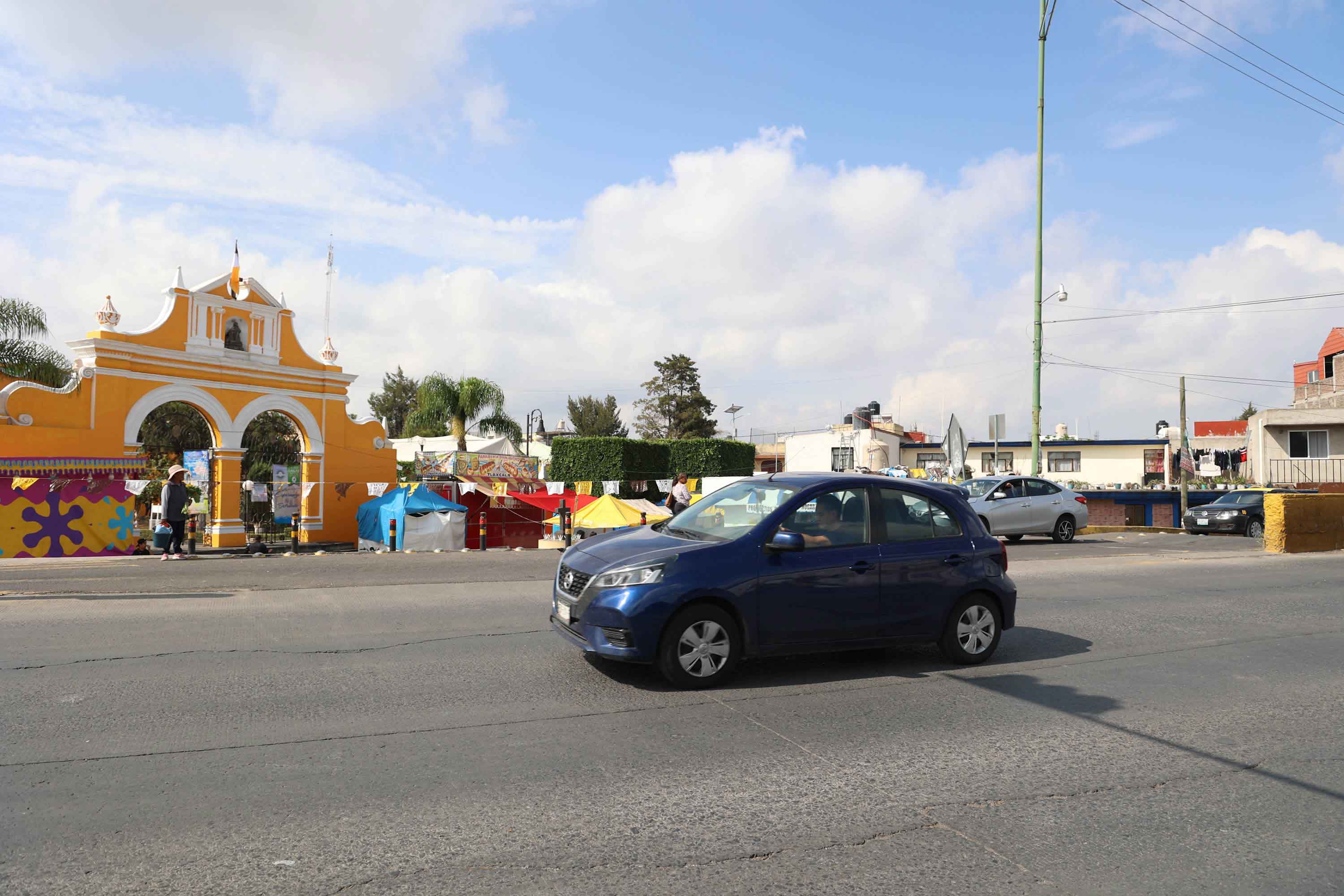 Reabren la carretera federal a Atlixco; habitantes logran acuerdos para frenar expansión inmobiliaria