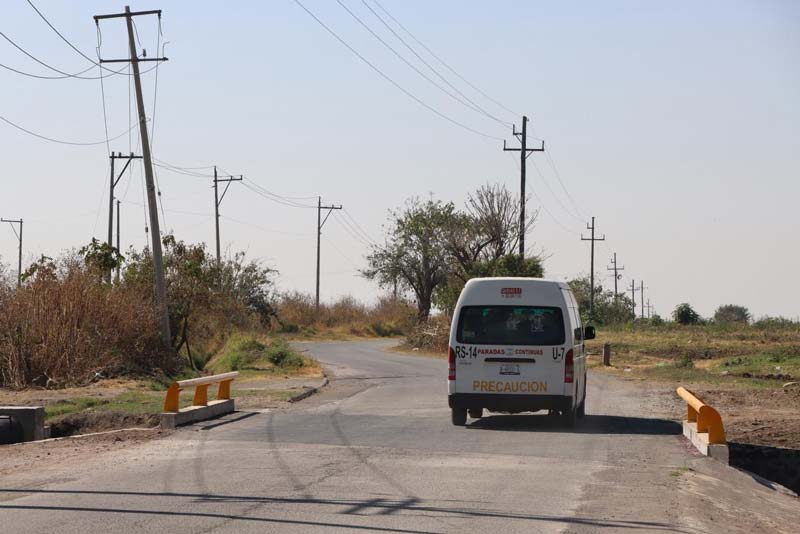 Ariadna Ayala entregó la rehabilitación del puente Tenextepec–La Soledad