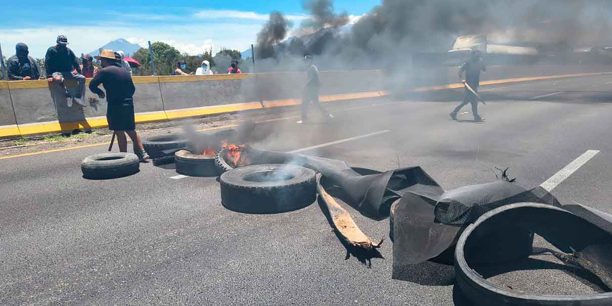 Bloqueo en la México-Puebla