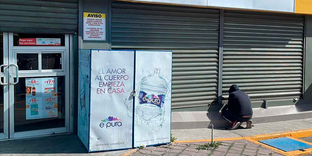 Oxxo cierra