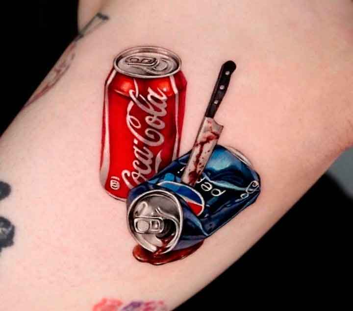 Usan un tatuaje especial