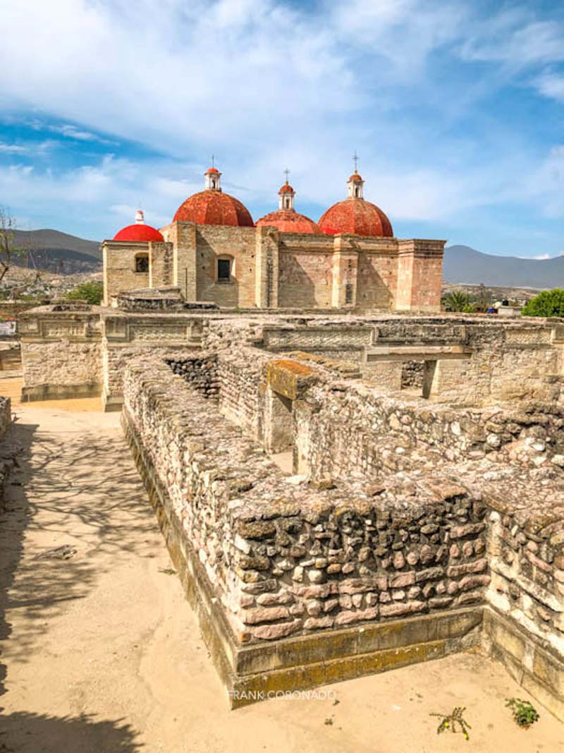 Descubre la Zona Arqueológica de Mitla, joya histórica cerca de Oaxaca