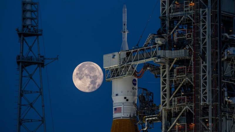 Después de 50 años, astronautas volverán a viajar alrededor de la Luna