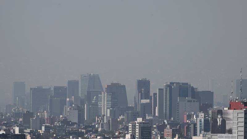 DOBLE Hoy No Circula vigente este martes por mala calidad del aire