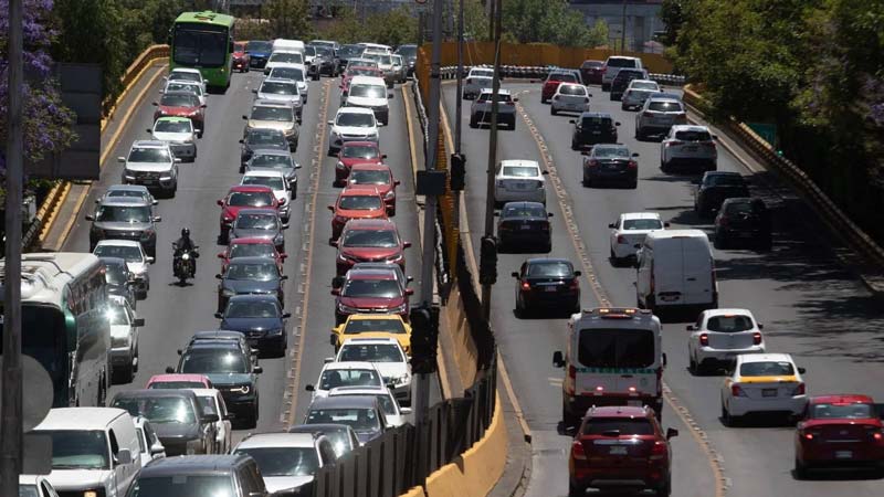 DOBLE Hoy No Circula vigente este martes por mala calidad del aire