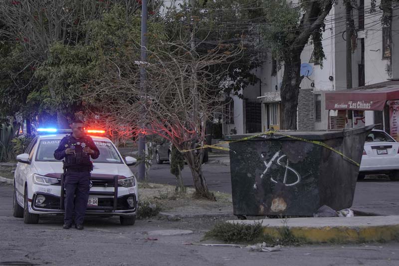 Encuentran feto en contenedor de basura en Bosques de San Sebasti谩n