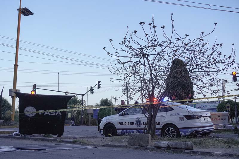 Encuentran feto en contenedor de basura en Bosques de San Sebasti谩n