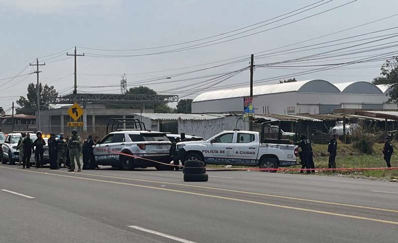 Hallan cadáver encobijado y maniatado en carretera a San Miguel Canoa
