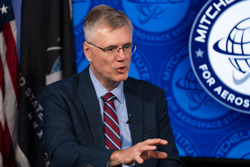 Troy Meink, secretario de la Fuerza Aérea de Estados Unidos.
