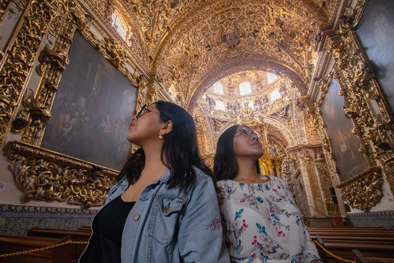 Explora la Capilla del Rosario en Puebla y su riqueza arquitectónica barroca