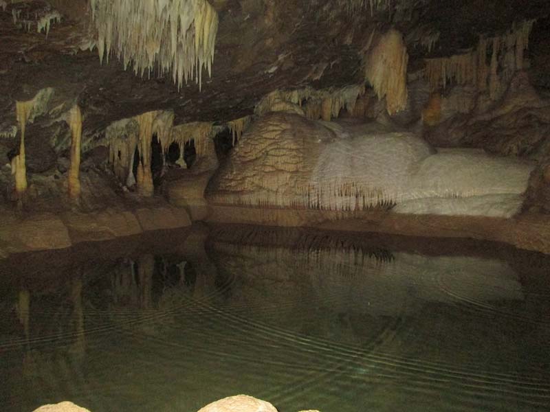 Explora Las Grutas Karmidas, en Zapotitlán de Méndez, Puebla, un mundo subterráneo