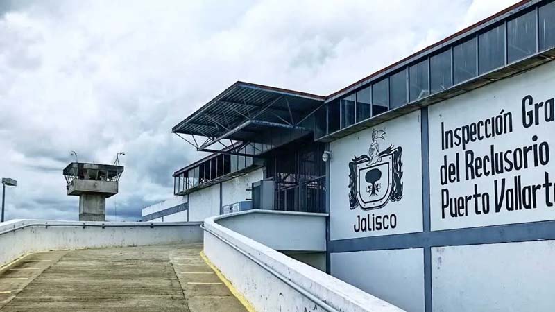 Fuga masiva en Jalisco: 23 reos escapan tras ataque armado a penal en Puerto Vallarta