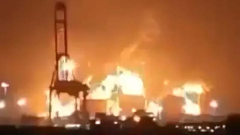 Guerra energética global: ataques a Irán provocan explosión en petroprecios