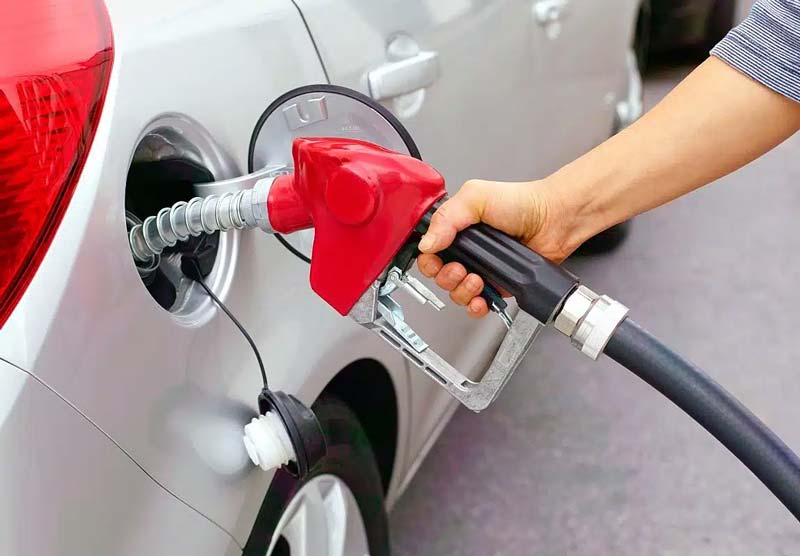 Hacienda eleva estímulos al diésel y gasolina para frenar aumento de precios