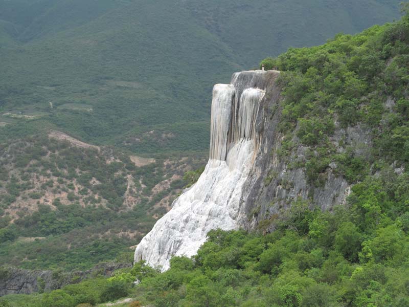 Hierve el Agua, Oaxaca: el destino natural que parece congelado en el tiempo