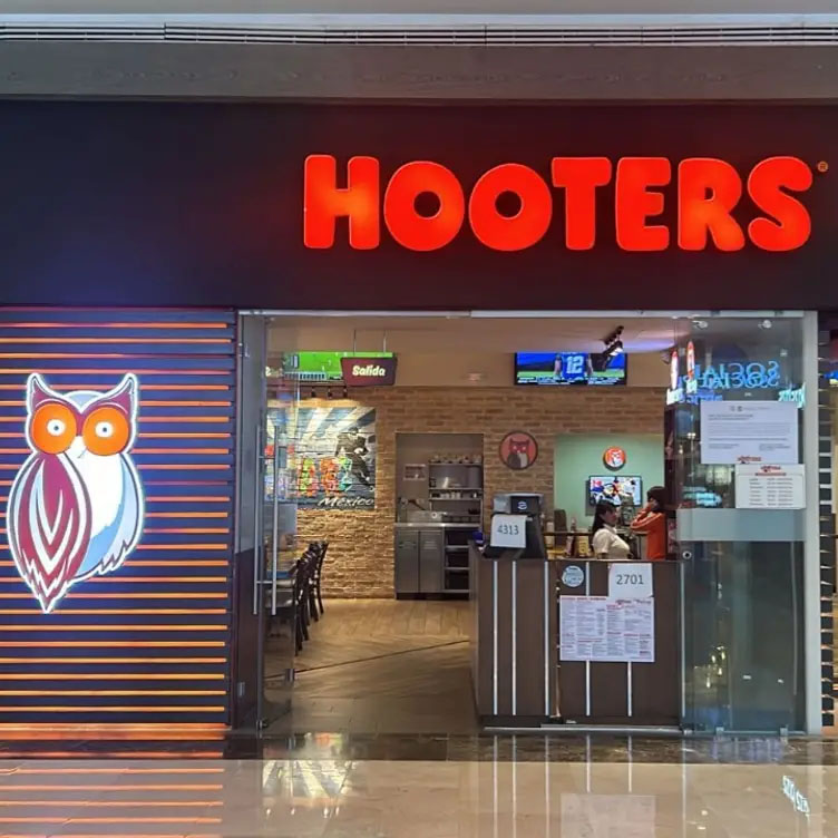 Hooters