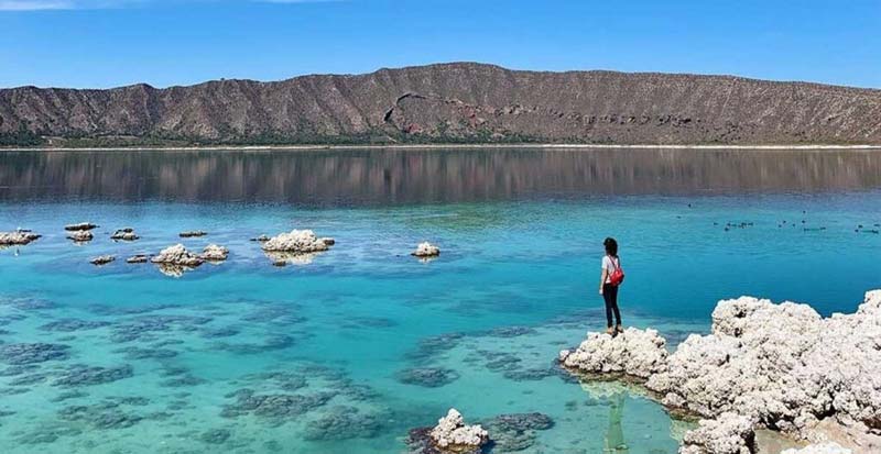 Laguna de Alchichica: El Enigmático "Brazo de Mar" en el Corazón de Puebla