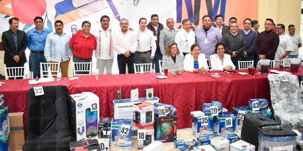 Festejo a los docentes de Huauchinango