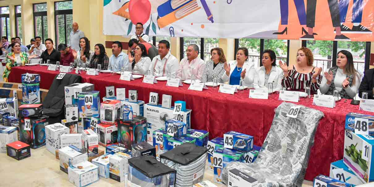 Festejo a los docentes de Huauchinango