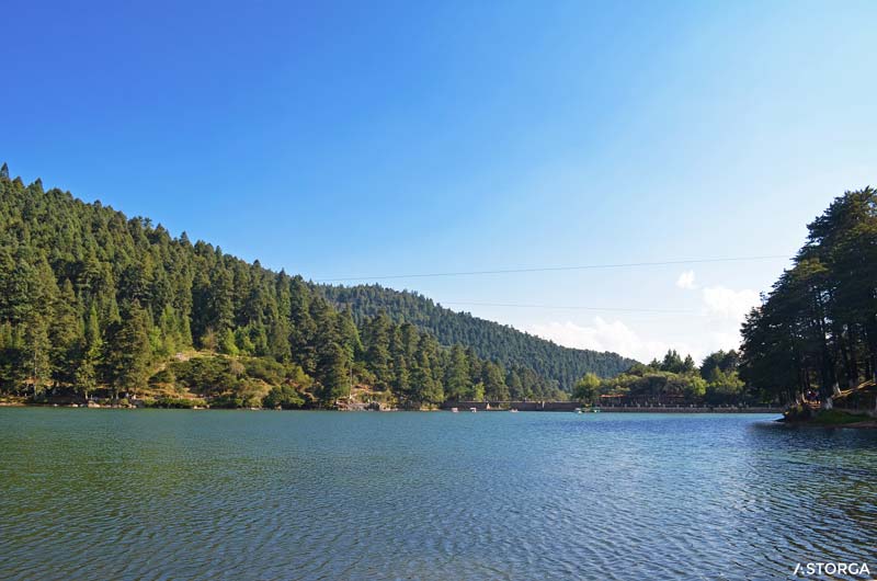 La Presa El Cedral, en La Estanzuela, ofrece senderos, áreas de descanso, pesca deportiva.