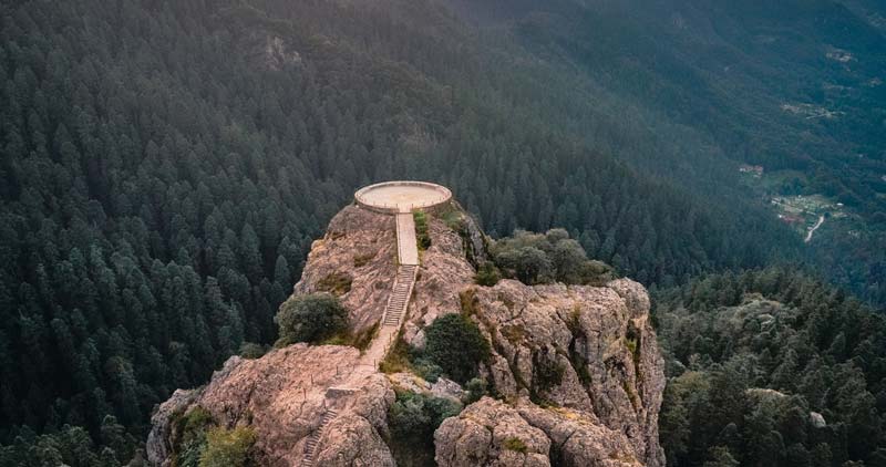La Peña del Cuervo es uno de los miradores más fotografiados de Hidalgo.