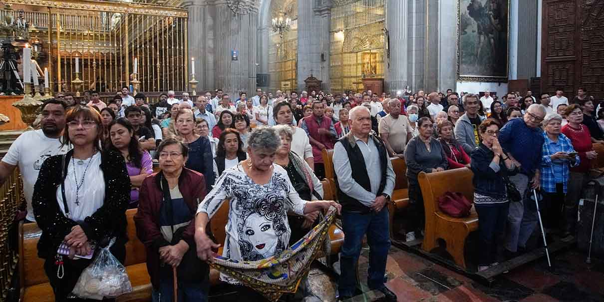 Feligreses poblanos