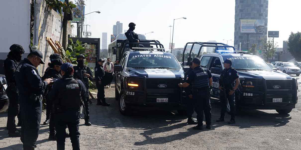 Operativo contra taxis piratas