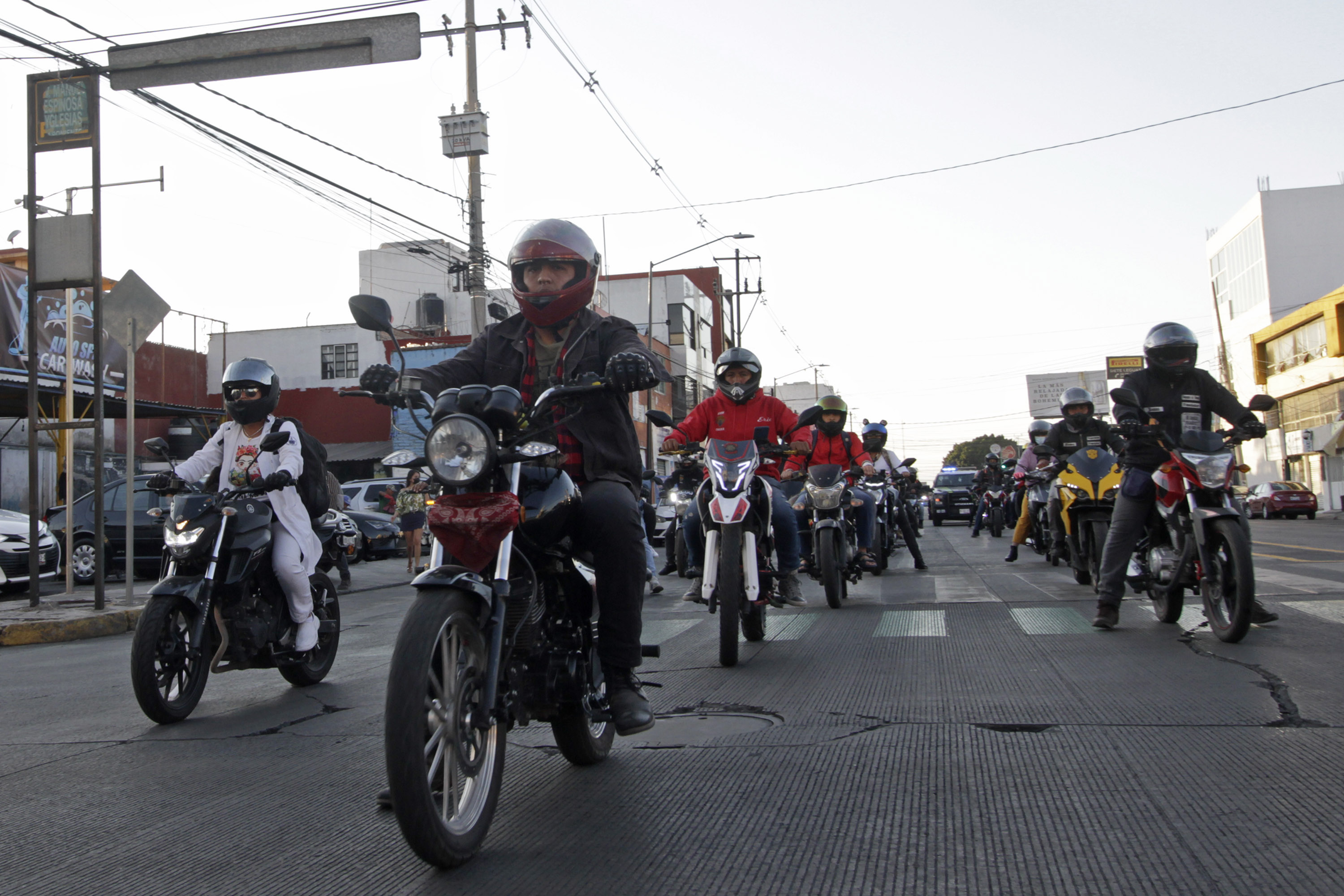 marcha alumnos de medicina BUAP