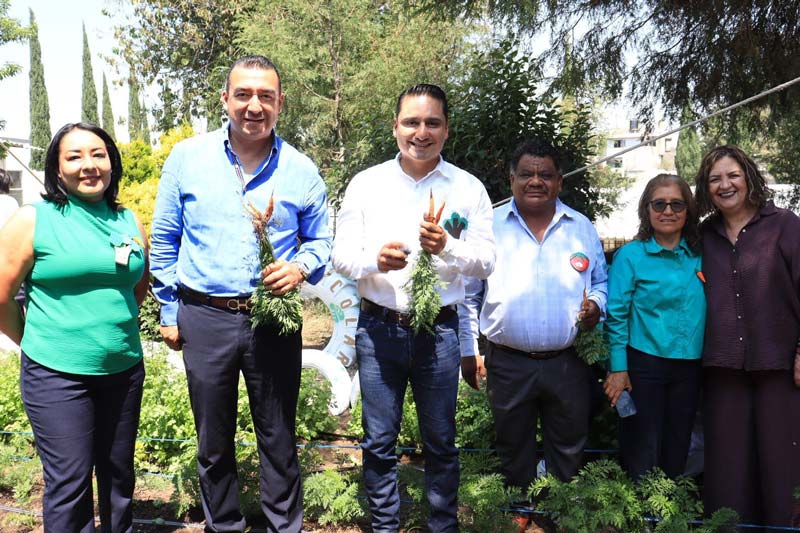 Pepe Chedraui impulsa capacitación ambiental en escuelas con huertos escolares en Puebla