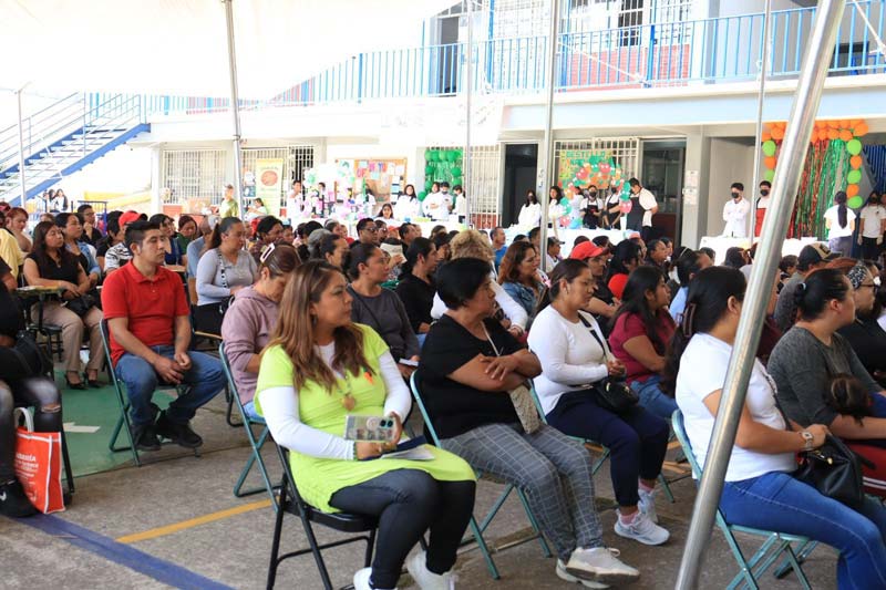 Pepe Chedraui impulsa capacitación ambiental en escuelas con huertos escolares en Puebla
