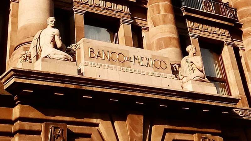 Remesas a México caen 4.6% en 2025 por temor a deportaciones, reporta Banxico