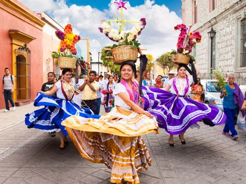 El encanto de Oaxaca está en San Bartolo Coyotepec y su barro negro