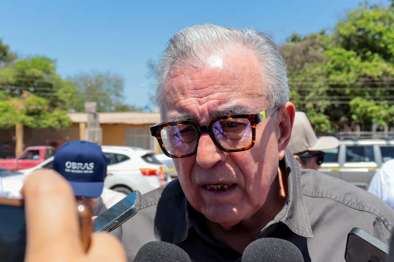 Señalan que Rocha Moya salió en helicóptero militar junto a sus hijos desde Palacio