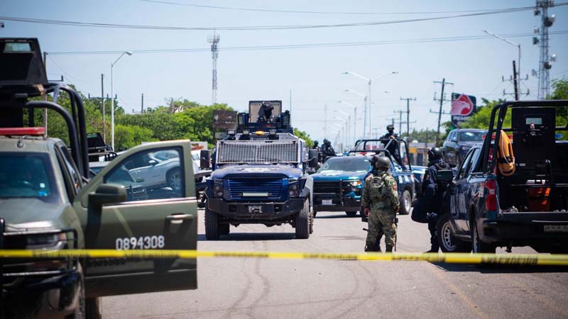 Señalan que Rocha Moya salió en helicóptero militar junto a sus hijos desde Palacio