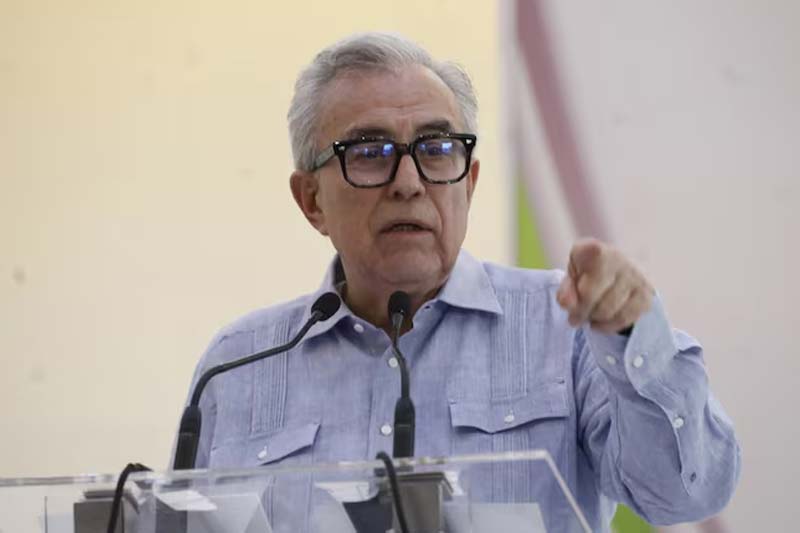 Sheinbaum guarda silencio sobre exfuncionarios de Rocha Moya entregados a EU