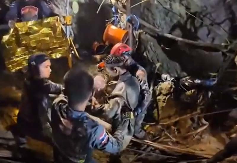 Sobrevivieron 10 días: el milagroso rescate de mineros en cueva de Laos