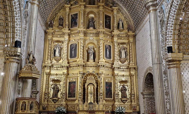 Sumérgete en la historia barroca de Oaxaca con el Templo de Santo Domingo de Guzmán
