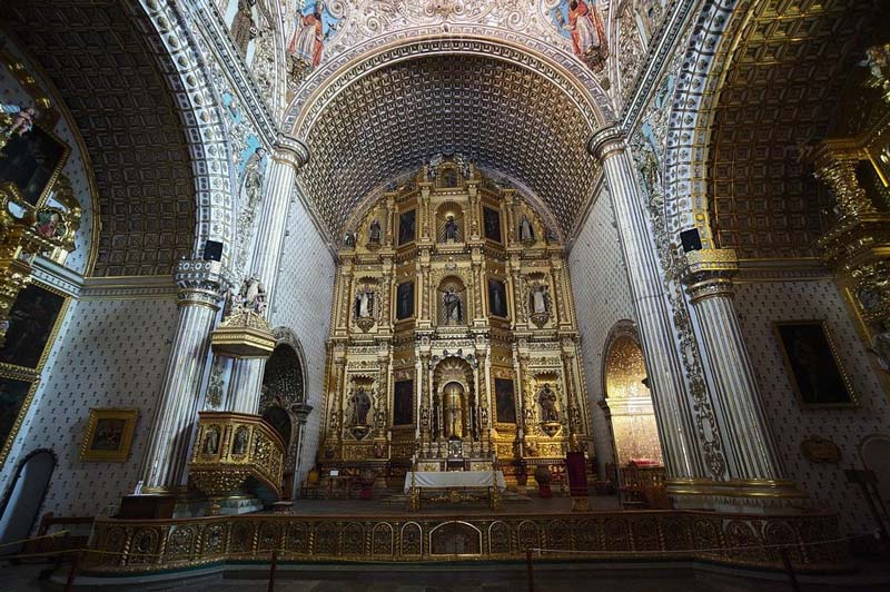 Sumérgete en la historia barroca de Oaxaca con el Templo de Santo Domingo de Guzmán