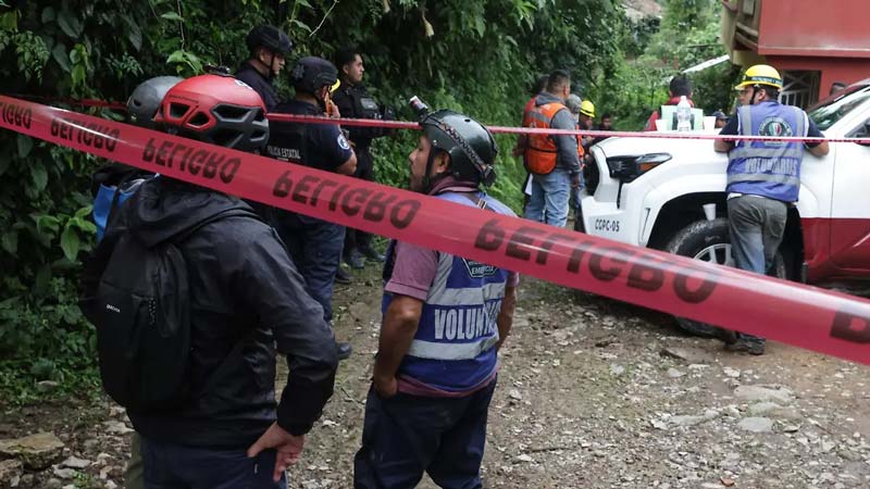 Suspenden rescate en gruta de Cuetzalan por lluvias; cuerpos ya fueron localizados