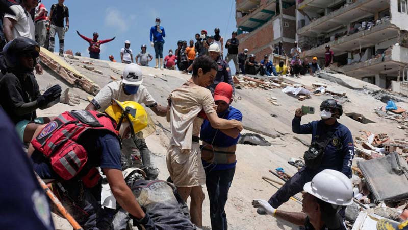 Venezuela en crisis: brigadas internacionales buscan a 50 mil desaparecidos tras sismos