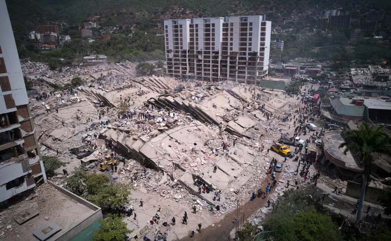 Venezuela en crisis: brigadas internacionales buscan a 50 mil desaparecidos tras sismos
