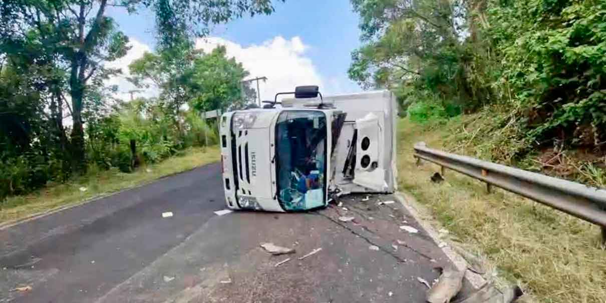 Accidente vial en Juan Galindo