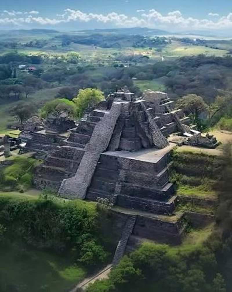 Zona Arqueológica de Toniná, Chiapas: descubre la historia de una poderosa ciudad del mundo maya