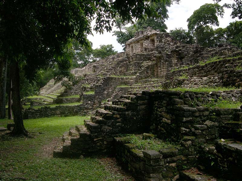 Zona Arqueológica de Yaxchilán, Chiapas: la ciudad maya oculta en la selva lacandona