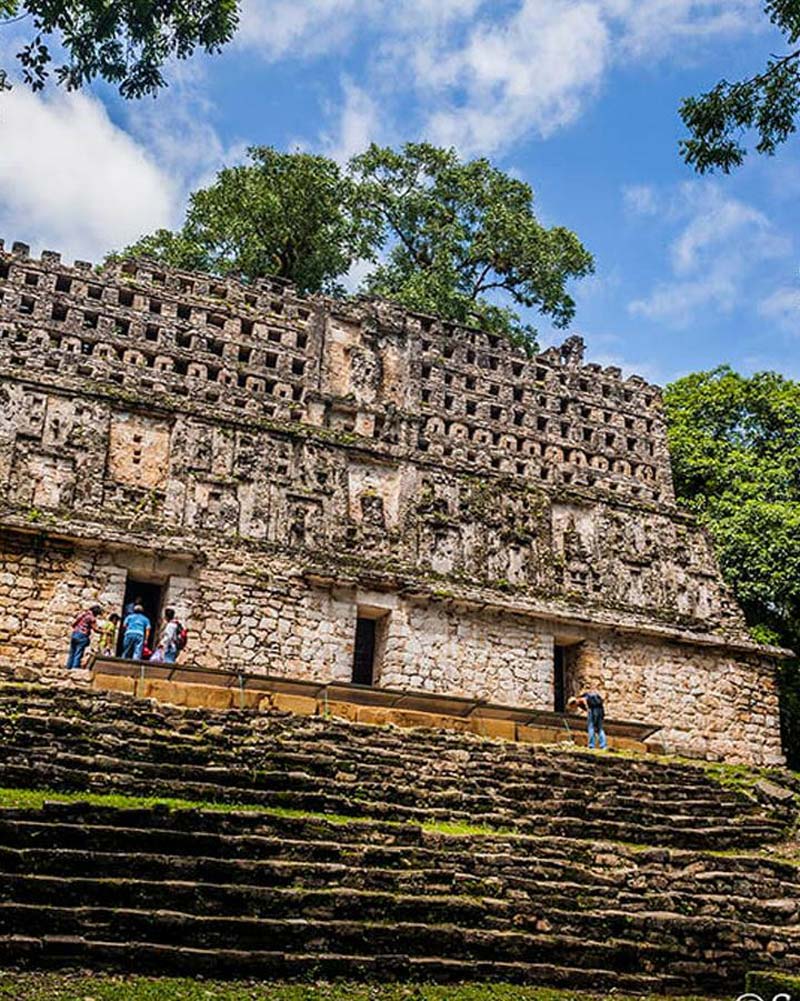 Zona Arqueológica de Yaxchilán, Chiapas: la ciudad maya oculta en la selva lacandona